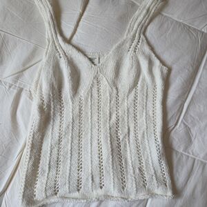 Elegant White Knit Women's Top